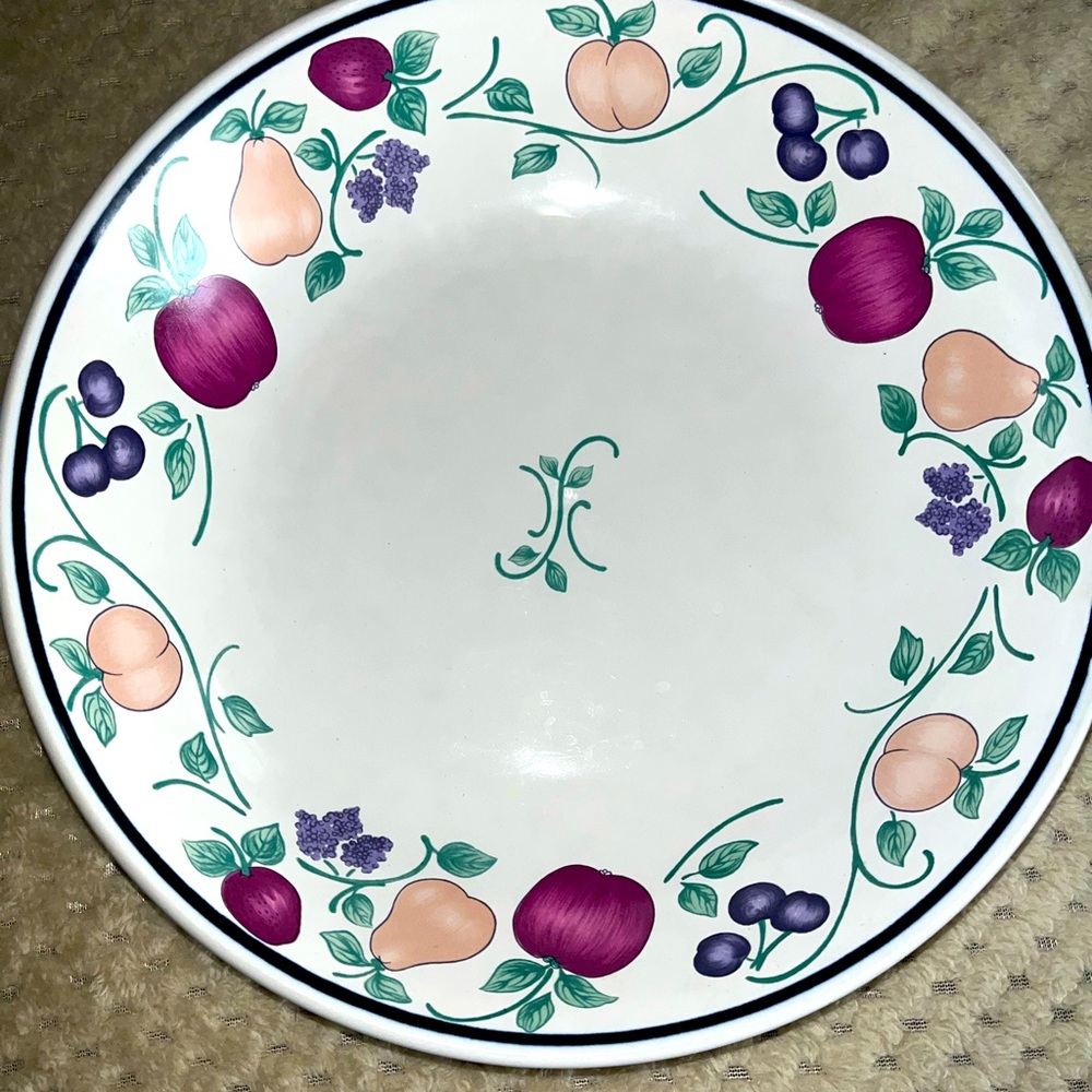 Ceramic fruit bowl by Princess House